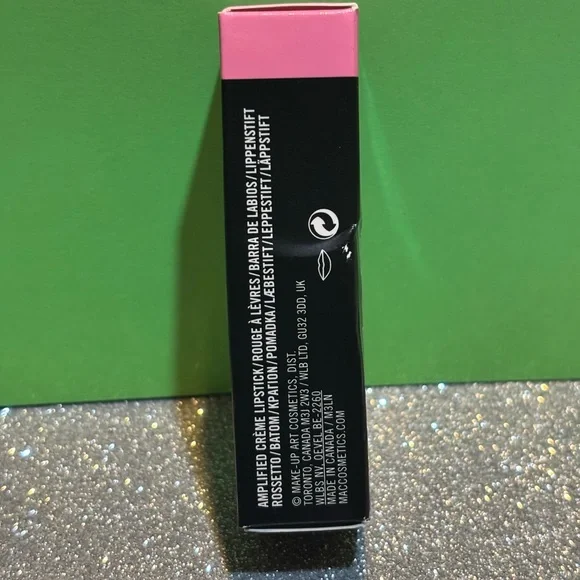 BNIB! MAC Amplified Crème Lipstick in SAINT GERMAIN 117 💄💖 - Picture 7 of 8